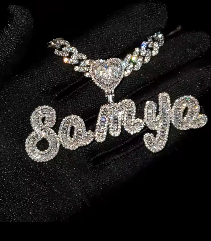 Cadenas con nombres personalizados 5 letra max