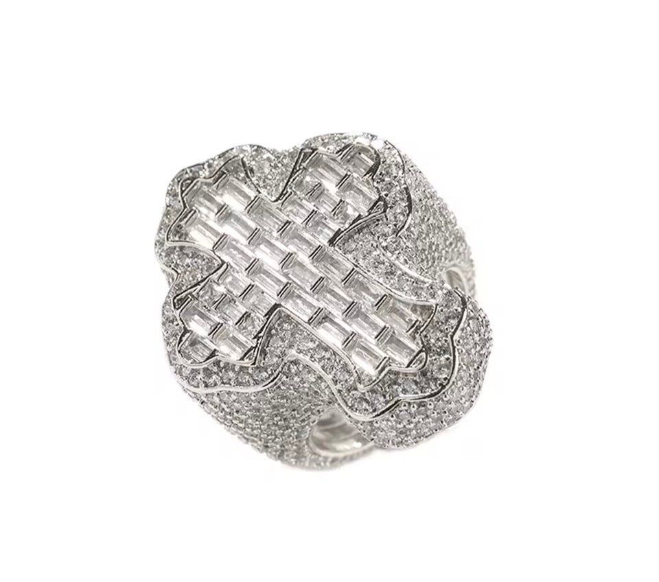 Anillo Urbano de Cruz con Circonitas (Estilo Hip Hop)